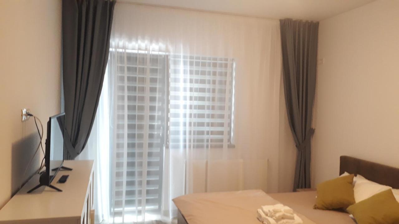 那沃达利E&E Mamaia Nord公寓 外观 照片