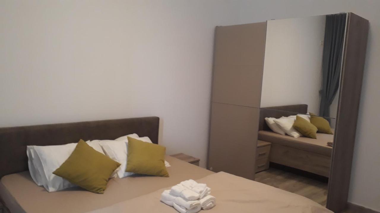 那沃达利E&E Mamaia Nord公寓 外观 照片