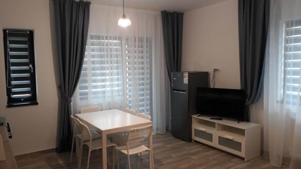 那沃达利E&E Mamaia Nord公寓 外观 照片